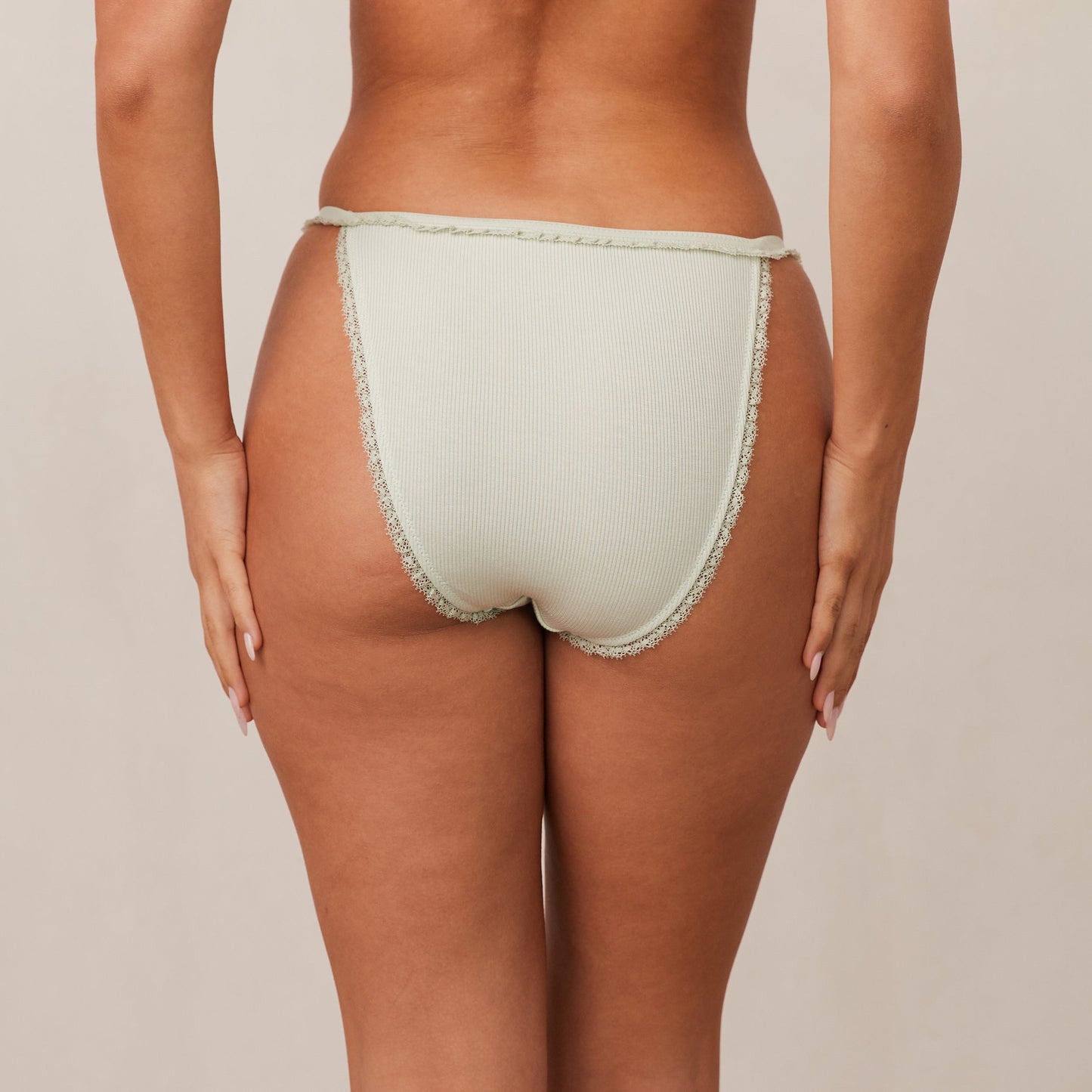 Fruity 'Peachy Cheeks' Slip - Mintgroen